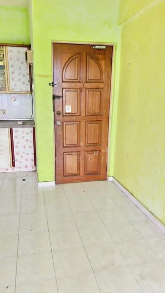 Flat for Rent at Desa Tasik Fasa 1A - Erin Yusof - Entrance - PropertyGuru.com.my