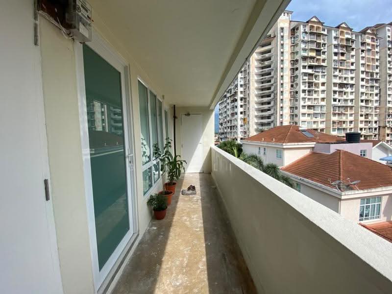 Rumah Flat untuk Disewa di Taman Koperasi Jelutong - Gene Lim - Balcony - PropertyGuru.com.my