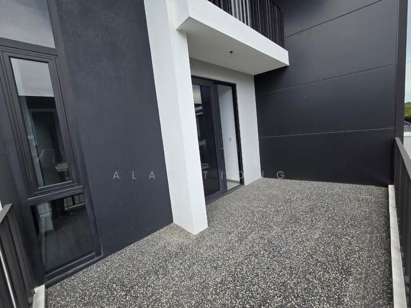 Semi-Detached House for Sale in Kota Kinabalu (Sabah) - Alan Tiong - Exterior - PropertyGuru.com.my