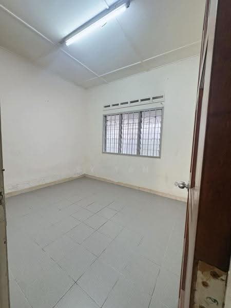 Rumah Teres 1-Tingkat untuk Disewa di Taman Johor Jaya (Johor Bahru) - SY Tan - Interior - PropertyGuru.com.my