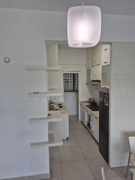 Apartment for Sale at University Place (Plaza Ivory) - Freddy Tan - Kitchen - PropertyGuru.com.my