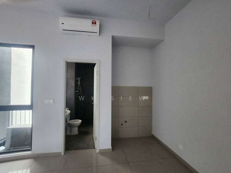 Service Residence for Sale at Midlands City - WK Siew - Bathroom - PropertyGuru.com.my