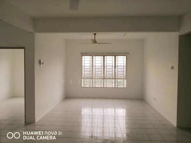 Apartment for Sale at Villa Tropika - Kee Shen - Living Room - PropertyGuru.com.my