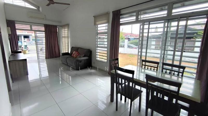 Rumah Teres 1-Tingkat untuk Dijual di Johor Bahru (Johor) - kelvin Sii - Living Room - PropertyGuru.com.my
