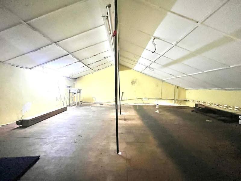 Shop for Rent in Seksyen 20 (Shah Alam) - Mohd Khairil Fitri - Interior - PropertyGuru.com.my