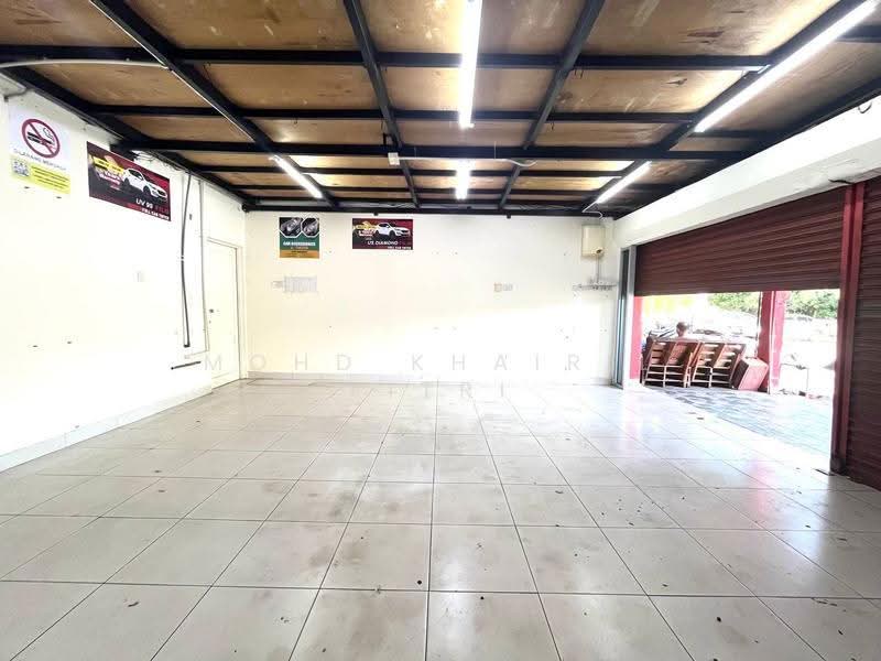 Shop for Rent in Seksyen 20 (Shah Alam) - Mohd Khairil Fitri - Interior - PropertyGuru.com.my