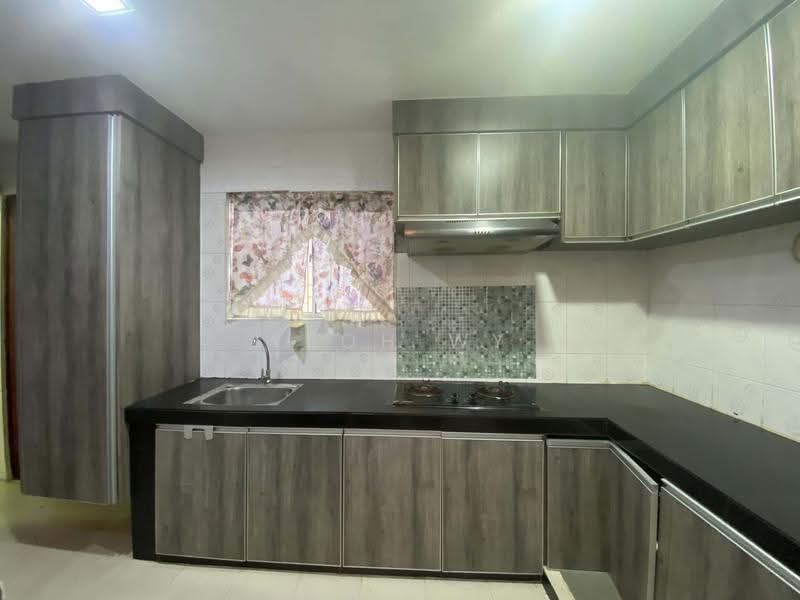 1-storey Terraced House for Sale in Klang (Selangor) - Yeoh WY - Kitchen - PropertyGuru.com.my