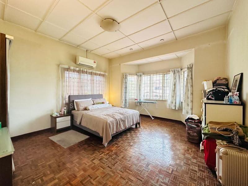 Bungalow House for Sale in Taman Sri Hijau (Rawang) - Steven Lee - Bedroom - PropertyGuru.com.my