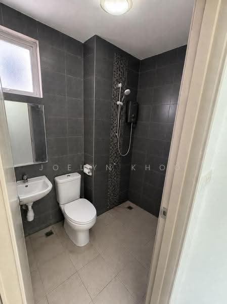 Condominium for Sale at Solaria Residences - Joelyn Khoo - Bathroom - PropertyGuru.com.my