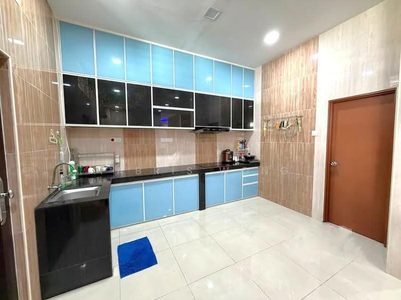 Semi-Detached House for Sale in Bandar Bukit Raja (Klang) - Tabris Wong - Kitchen - PropertyGuru.com.my