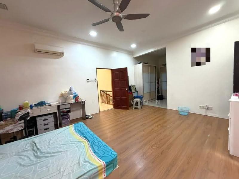 Semi-Detached House for Sale in Bandar Bukit Raja (Klang) - Tabris Wong - Bedroom - PropertyGuru.com.my