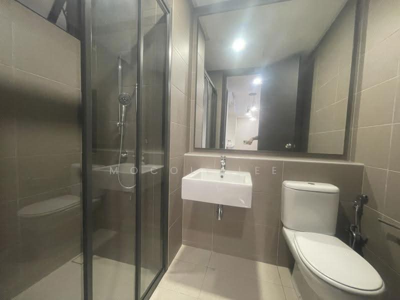 Service Residence for Sale at The Tamarind - Mocole Lee - Bathroom - PropertyGuru.com.my