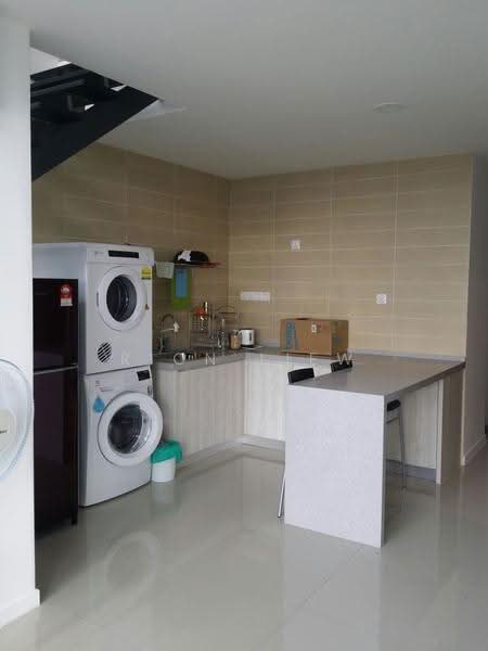 Service Residence for Sale at D'Latour - Rion Liew - Kitchen - PropertyGuru.com.my