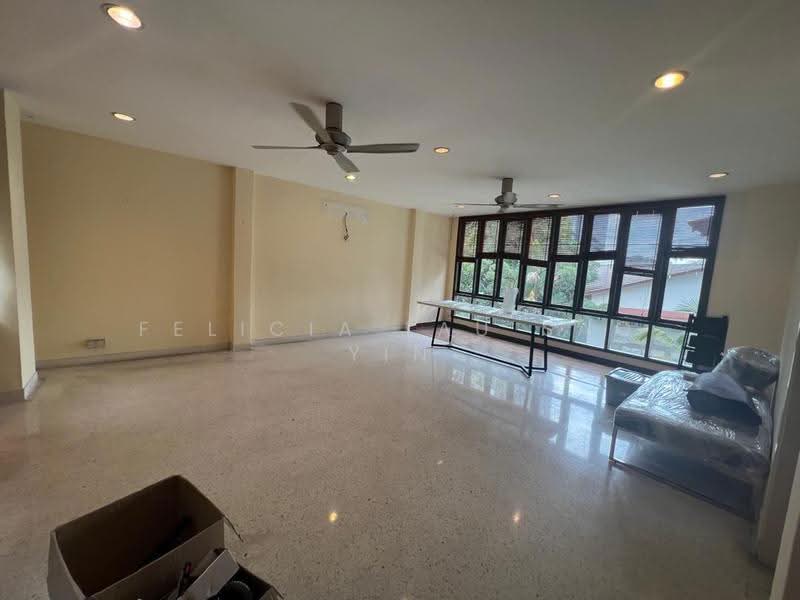 Commercial Bungalow for Rent in Taman Damansara Endah (Damansara Heights) - Felicia Lau Sao Yin - Living Room - PropertyGuru.com.my