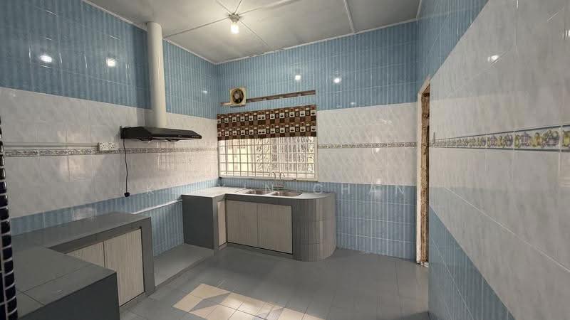 1-storey Terraced House for Sale in Kota Masai (Pasir Gudang) - Ke Xin Chan - Kitchen - PropertyGuru.com.my