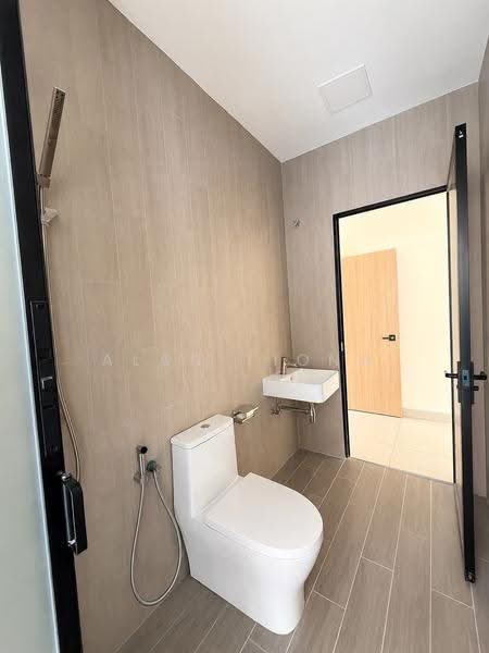 Semi-Detached House for Sale in Kota Kinabalu (Sabah) - Alan Tiong - Bathroom - PropertyGuru.com.my