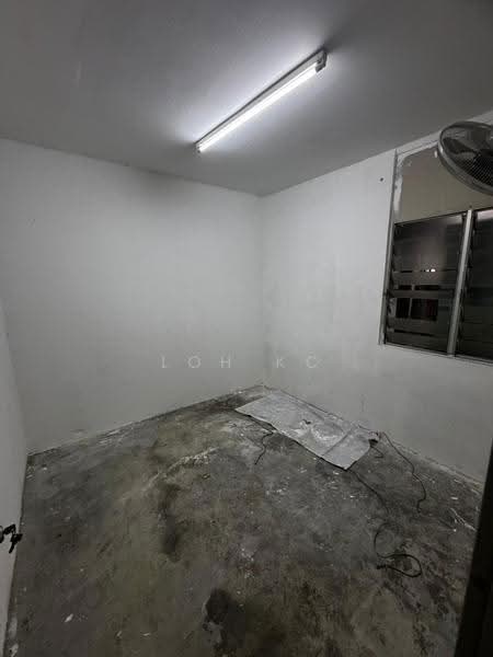 Apartment for Rent at Rista Villa Apartment - Loh KC - Interior - PropertyGuru.com.my