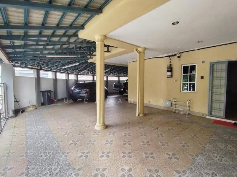 Rumah Teres 2-Tingkat untuk Dijual di Taman Bukit Cheng (Cheng) - Yu Chuan Yau - PropertyGuru.com.my