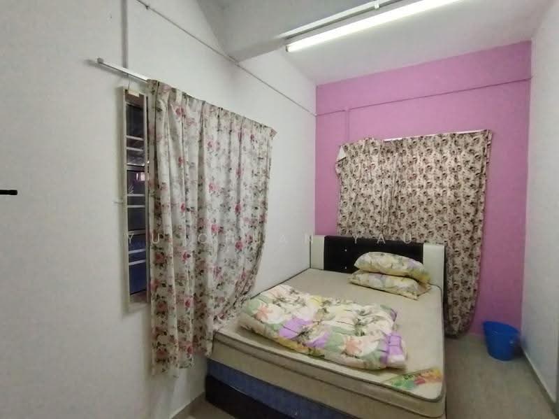 Rumah Teres 2-Tingkat untuk Dijual di Taman Bukit Cheng (Cheng) - Yu Chuan Yau - PropertyGuru.com.my