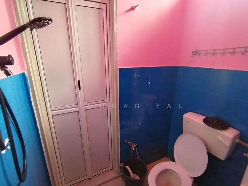 Rumah Teres 2-Tingkat untuk Dijual di Taman Bukit Cheng (Cheng) - Yu Chuan Yau - PropertyGuru.com.my