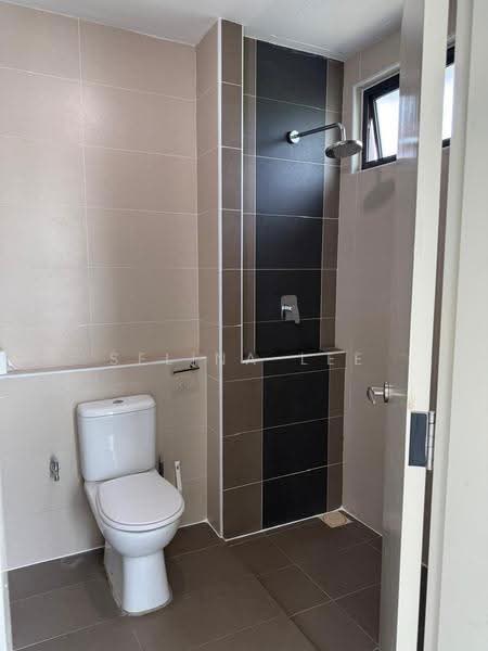 Semi-Detached House for Sale in Telok Panglima Garang (Selangor) - Selina Lee - Bathroom - PropertyGuru.com.my