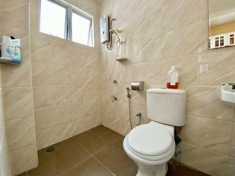 Rumah Teres 2-Tingkat untuk Dijual di Denai Alam (Shah Alam) - Hairi Halim - Bathroom - PropertyGuru.com.my