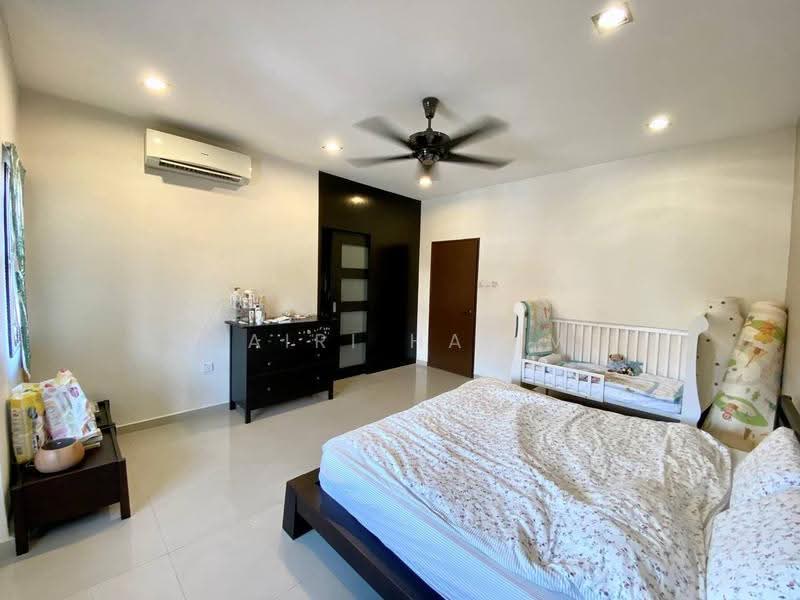 Rumah Teres 2-Tingkat untuk Dijual di Denai Alam (Shah Alam) - Hairi Halim - Bedroom - PropertyGuru.com.my