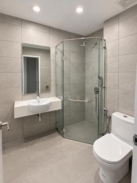 Service Residence for Rent at Dorsett Waterfront Subang - Wen Rong Andy Lee - Bathroom - PropertyGuru.com.my