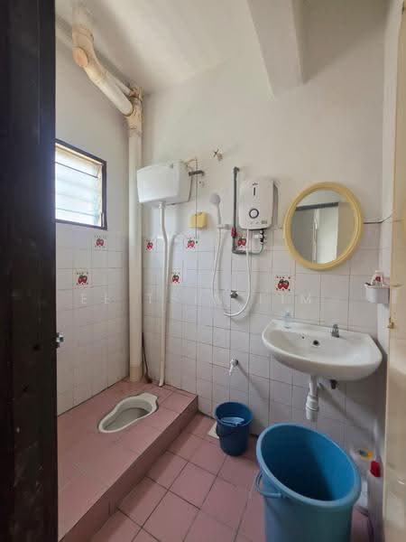 2-storey Terraced House for Rent in Bandar Mahkota Cheras (Cheras) - Ee Tsin Lim - Bathroom - PropertyGuru.com.my