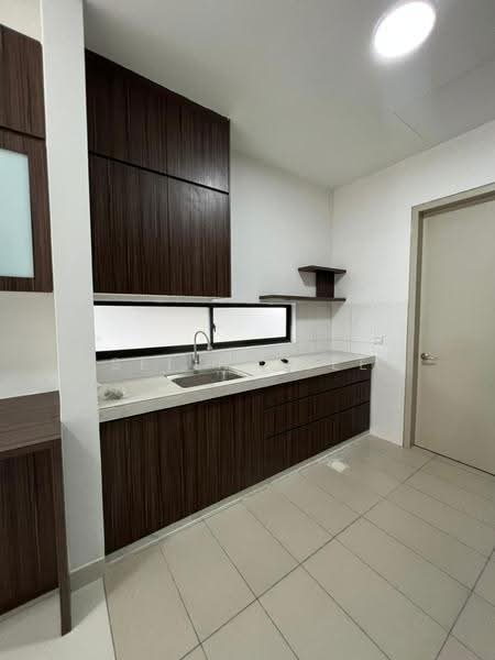 Semi-Detached House for Rent in Telok Panglima Garang (Selangor) - Selina Lee - Kitchen - PropertyGuru.com.my