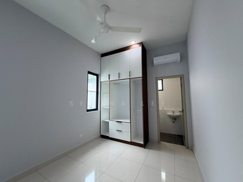 Semi-Detached House for Rent in Telok Panglima Garang (Selangor) - Selina Lee - Bedroom - PropertyGuru.com.my