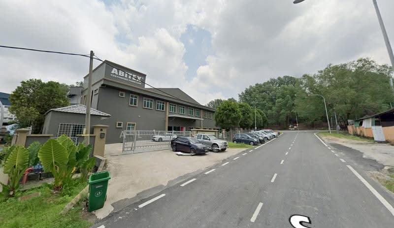 Warehouse for Rent in Kawasan Perindustrian Kundang (Rawang) - Alven Lim - Exterior - PropertyGuru.com.my