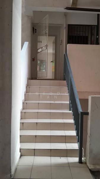 Pangsapuri untuk Dijual di Bukit Jambul Indah Apartment - Freddy Tan - Entrance - PropertyGuru.com.my