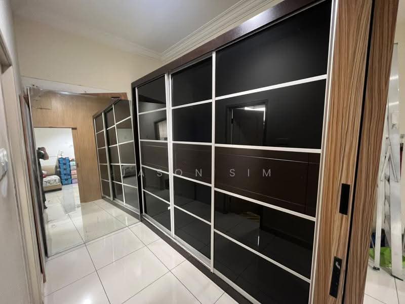 Link Bungalow for Sale in Taman Gaya (Ulu Tiram) - Jason Sim - Interior - PropertyGuru.com.my