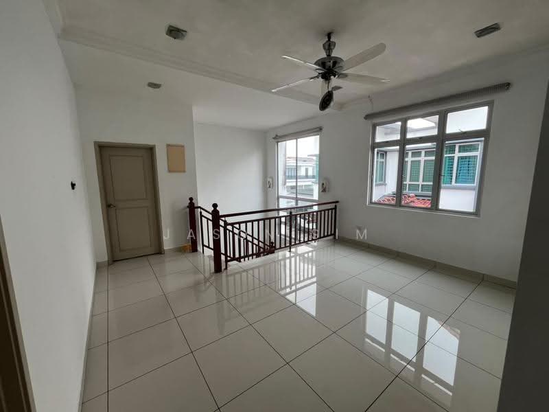 Link Bungalow for Sale in Taman Gaya (Ulu Tiram) - Jason Sim - Interior - PropertyGuru.com.my