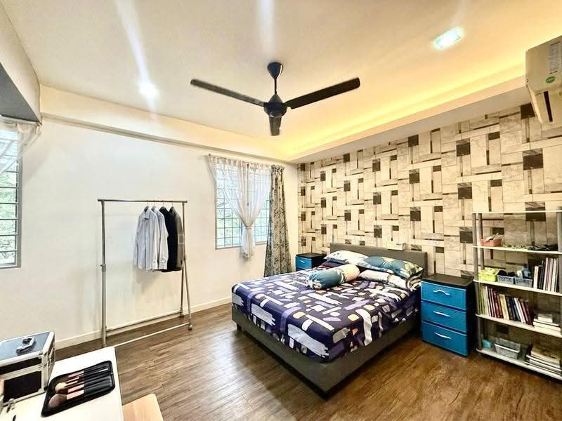 Condominium for Sale at Sri Lojing Condominiums - Abid Sabarudin - Bedroom - PropertyGuru.com.my