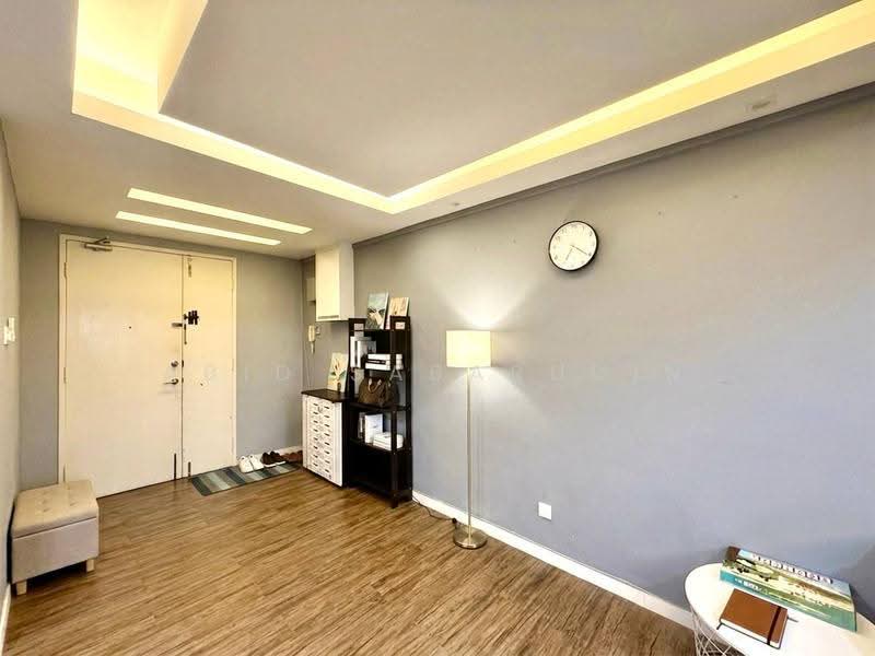 Condominium for Sale at Sri Lojing Condominiums - Abid Sabarudin - Entrance - PropertyGuru.com.my