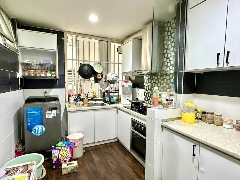 Condominium for Sale at Sri Lojing Condominiums - Abid Sabarudin - Kitchen - PropertyGuru.com.my