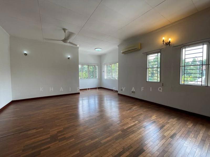 Semi-Detached House for Sale in Usj 3a (Subang Jaya) - Khairul Syafiq - Living Room - PropertyGuru.com.my