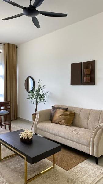 Kondominium untuk Disewa di Lakeville Residence - BC TAN - Living Room - PropertyGuru.com.my