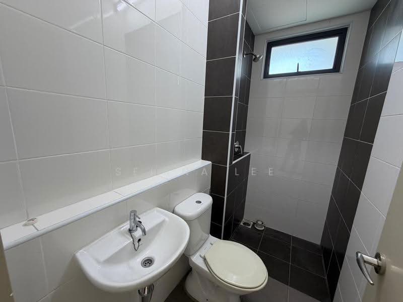 Semi-Detached House for Rent in Telok Panglima Garang (Selangor) - Selina Lee - Bathroom - PropertyGuru.com.my