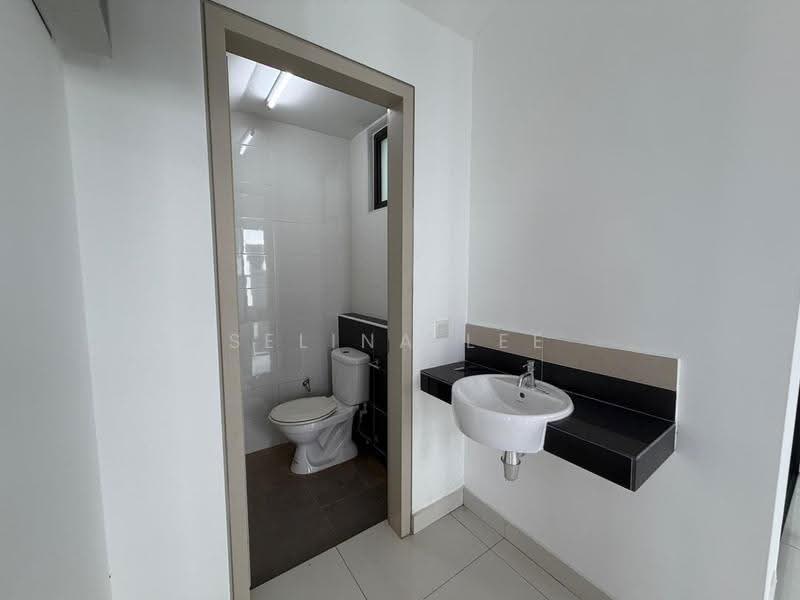 Semi-Detached House for Rent in Telok Panglima Garang (Selangor) - Selina Lee - Bathroom - PropertyGuru.com.my