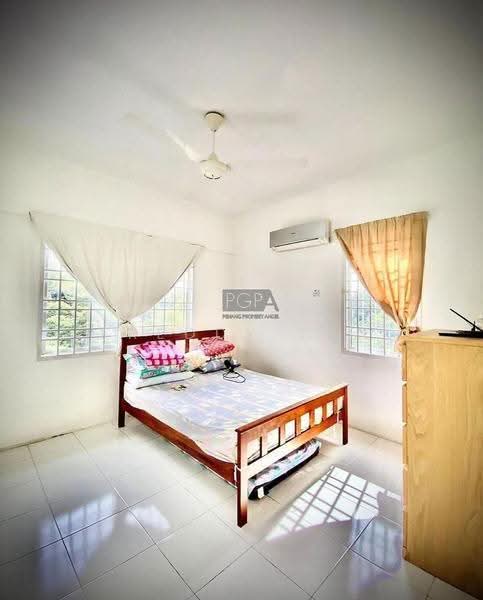 Kondominium untuk Dijual di Desa Bukit Jambul - Freddy Tan - Bedroom - PropertyGuru.com.my