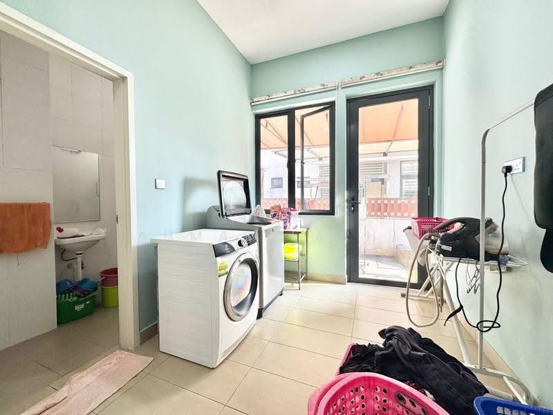 Semi-Detached House for Sale in Taman Equine (Seri Kembangan) - Ahmad Farhi - Interior - PropertyGuru.com.my