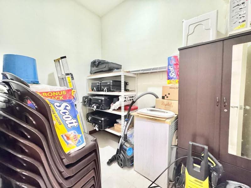 Semi-Detached House for Sale in Taman Equine (Seri Kembangan) - Ahmad Farhi - Interior - PropertyGuru.com.my
