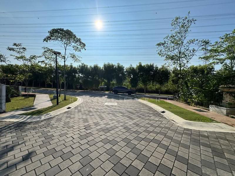 Semi-Detached House for Sale in Taman Equine (Seri Kembangan) - Ahmad Farhi - Exterior - PropertyGuru.com.my