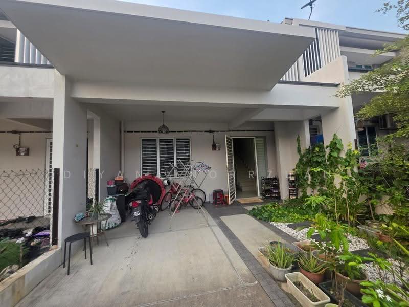 2-storey Terraced House for Sale in Sepang (Selangor) - Diyana Norrzuan - Exterior - PropertyGuru.com.my