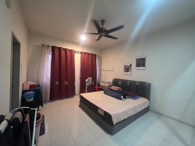 2-storey Terraced House for Sale in Sepang (Selangor) - Diyana Norrzuan - Bedroom - PropertyGuru.com.my