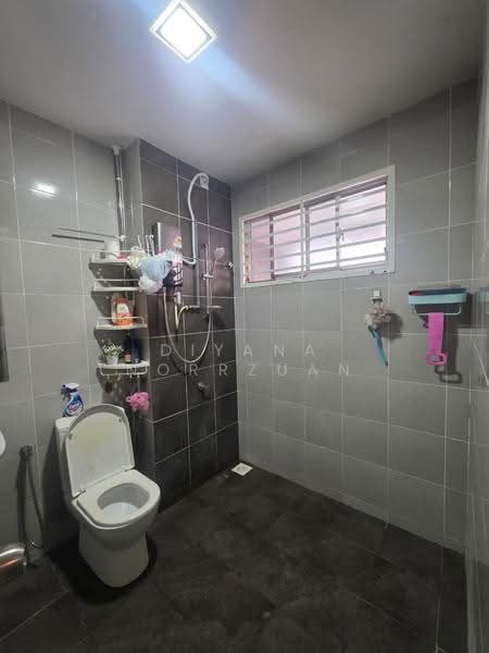 2-storey Terraced House for Sale in Sepang (Selangor) - Diyana Norrzuan - Bathroom - PropertyGuru.com.my