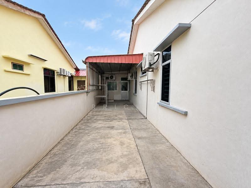 Rumah Berkembar untuk Disewa di Taman Seruling (Sungai Petani) - Derrick Ng - Exterior - PropertyGuru.com.my